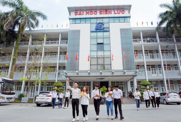 21 Điểm Khối D Nên Chọn Trường Nào Tốt?