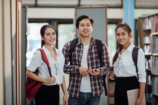 Ngành Quốc Tế Học Là Gì? Điểm Chuẩn Ngành Quốc Tế Học Bao Nhiêu? (Mới nhất 2025)