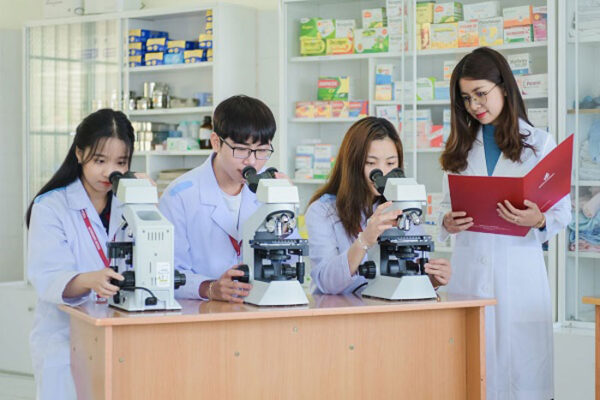 Những Lưu Ý Khi Học Văn Bằng 2 Đại Học Dược
