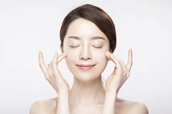5 Bước Chăm Sóc Da Mặt Mịn Căng Tại Gia